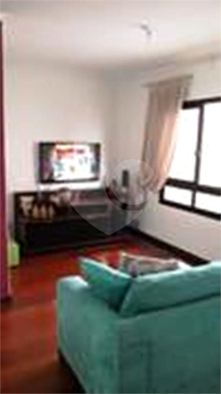APARTAMENTO em VILA GALVÃO