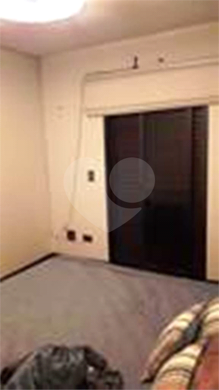 APARTAMENTO em VILA GALVÃO