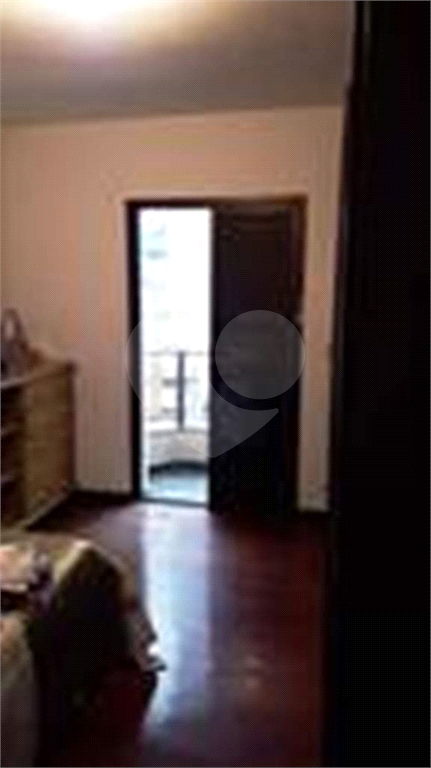 APARTAMENTO em VILA GALVÃO