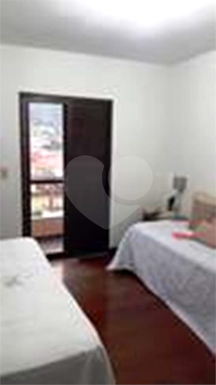APARTAMENTO em VILA GALVÃO