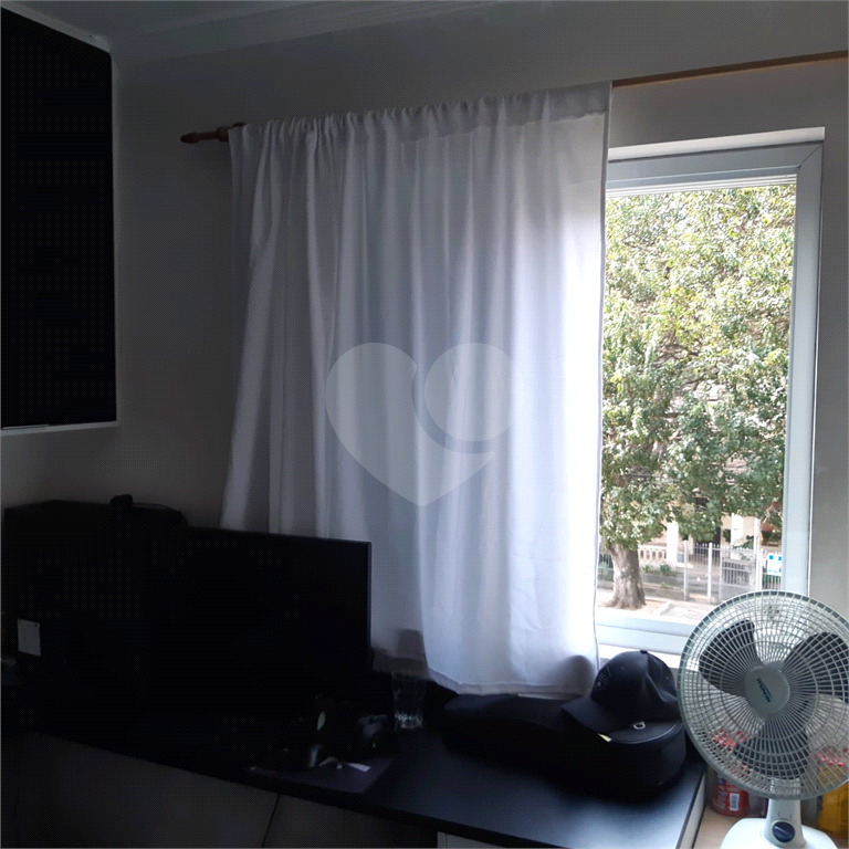 Apartamento à venda com 2 quartos, 63m² - Foto 13