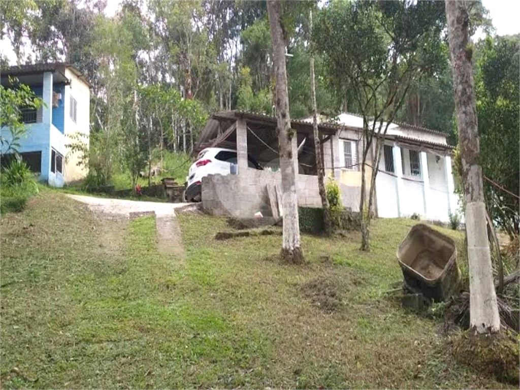 SÍTIO em CENTRO