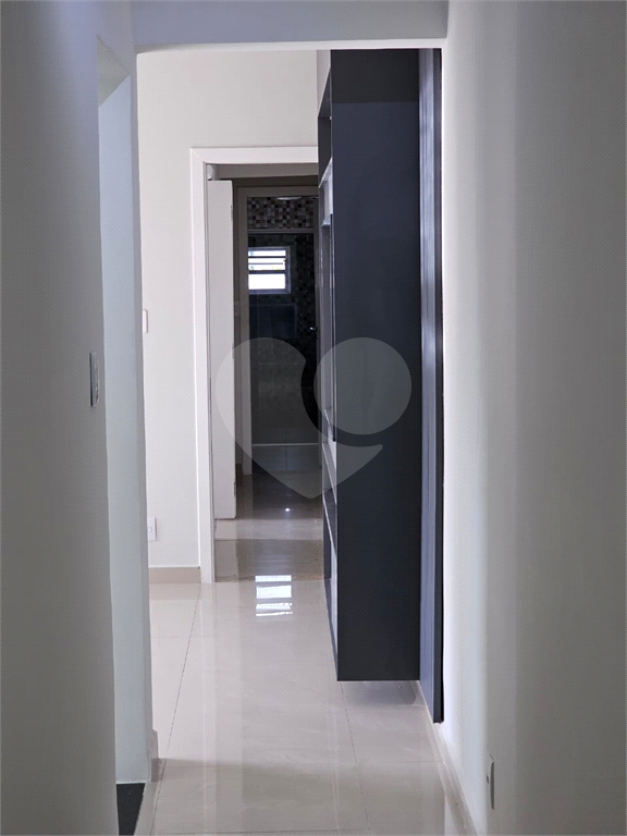 Apartamento todo reformado, ensolarado em ótima localização, travessa da Avenida Nova Cantareira