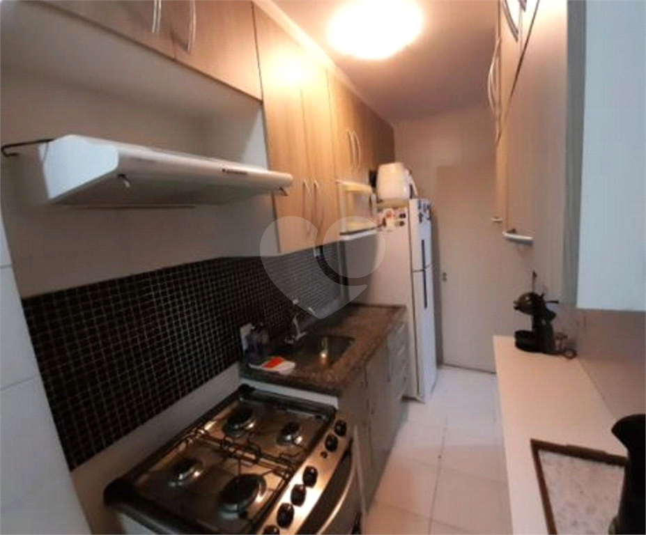 APARTAMENTO em JARDIM FLOR DA MONTANHA