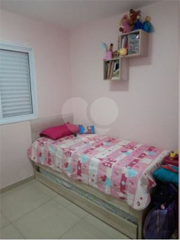 APARTAMENTO em JARDIM FLOR DA MONTANHA