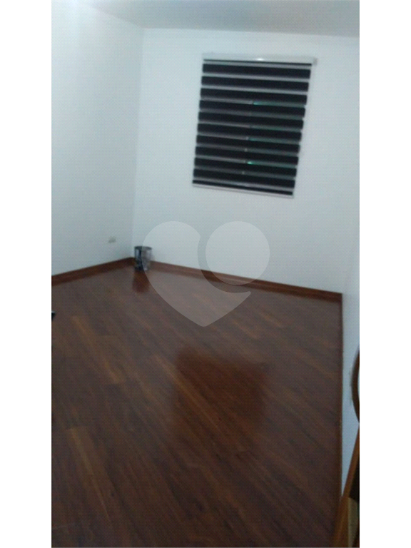 Lindo sobrado de Esquina no Paraventi com 175m² com 2 entradas 