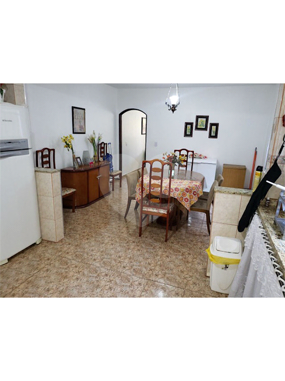 SOBRADO 240M² PQ CONTINENTAL II