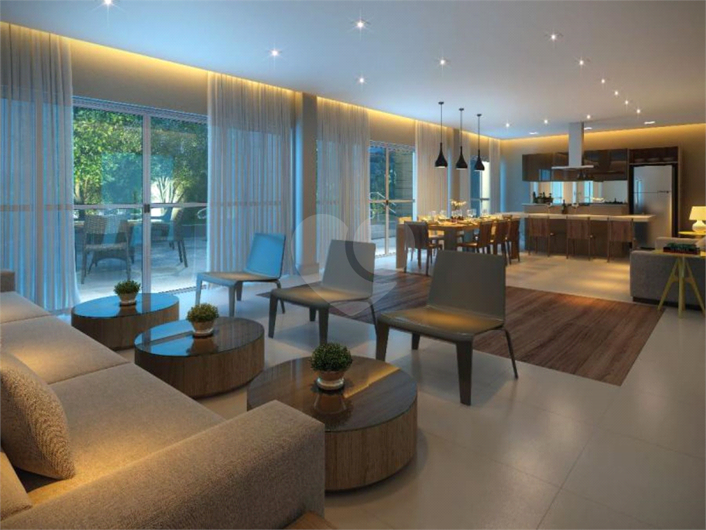Studio à venda com 39 m² por 429 mil reais a 650 metros da estação Anhangabaú do metrô.