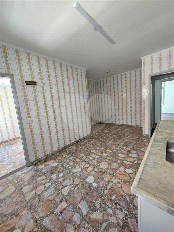 APARTAMENTO em BELA VISTA