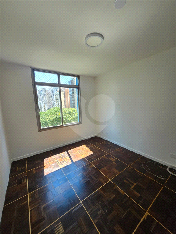 APARTAMENTO em BELA VISTA