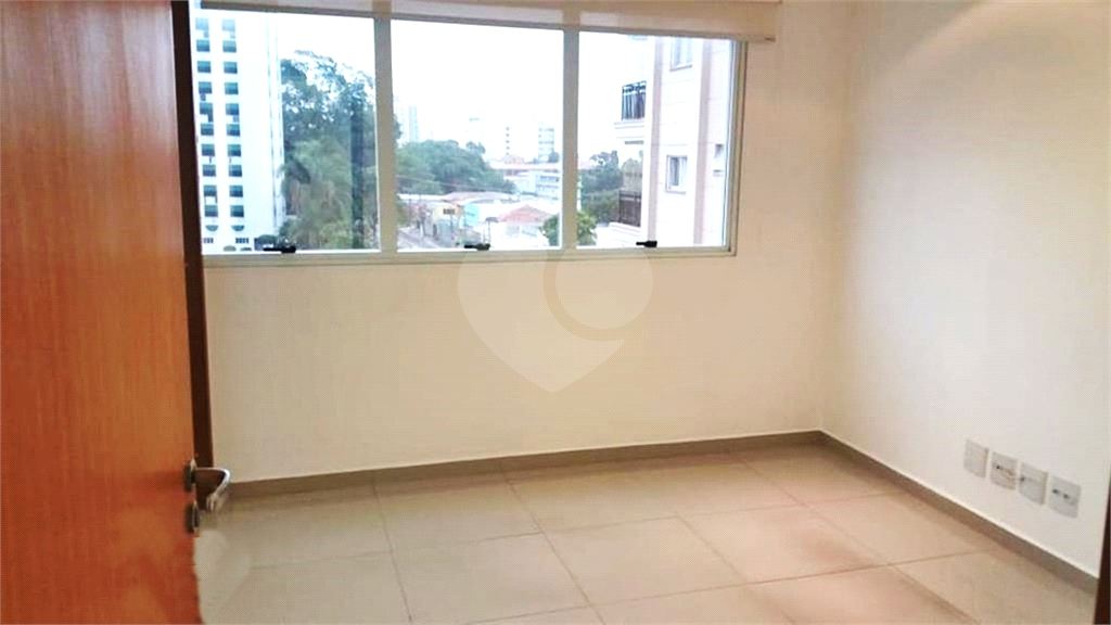Sala comercial em Santana. 10 minutos para o Metrô.