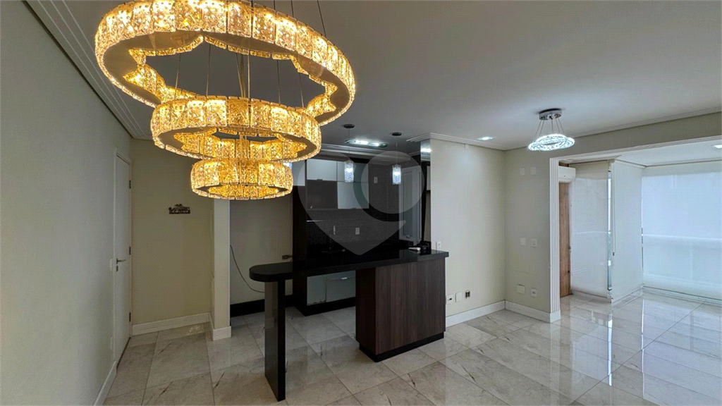 APARTAMENTO em TATUAPÉ