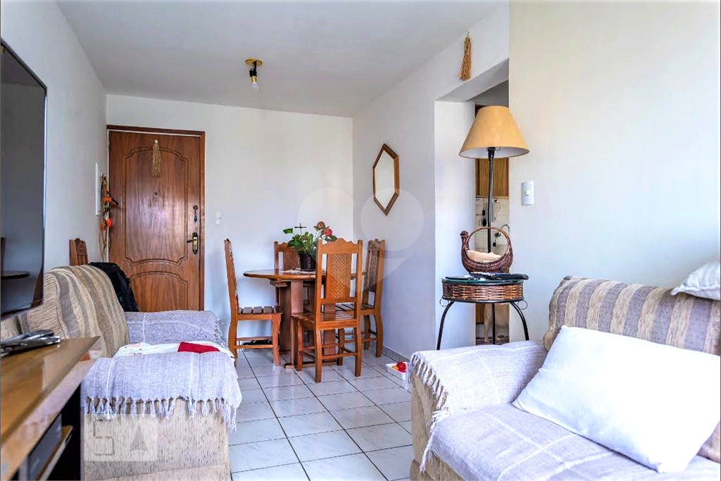 APARTAMENTO em VILA FORMOSA