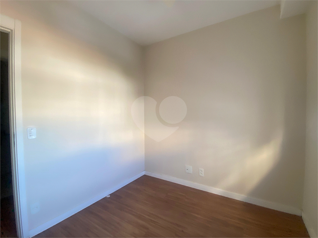 APARTAMENTO em LAUZANE PAULISTA