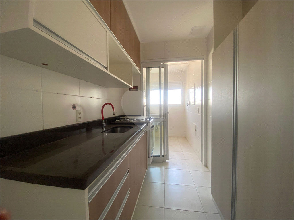 APARTAMENTO em LAUZANE PAULISTA