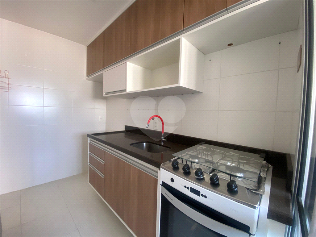 APARTAMENTO em LAUZANE PAULISTA