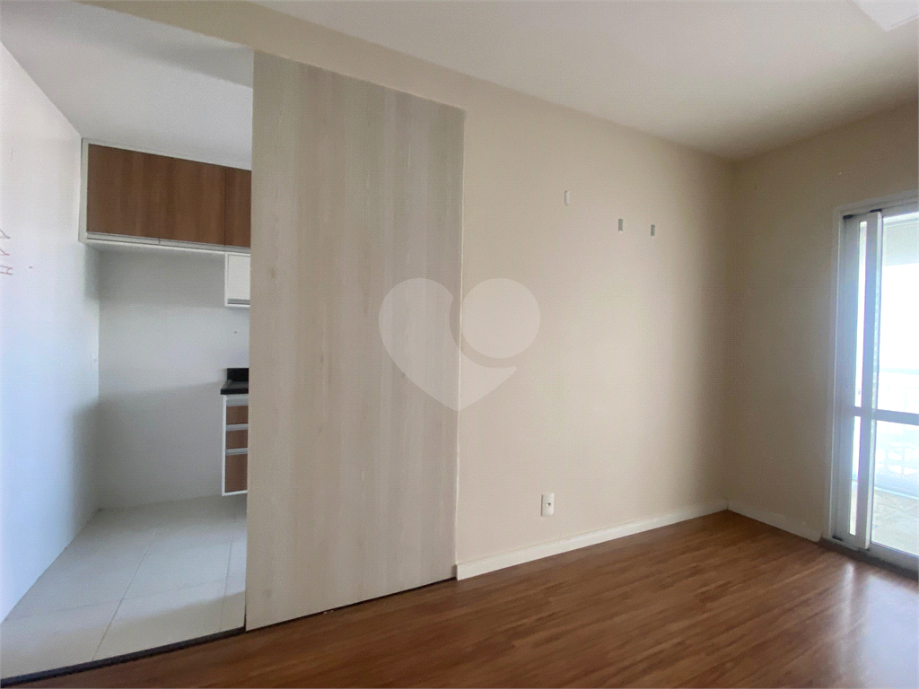 APARTAMENTO em LAUZANE PAULISTA
