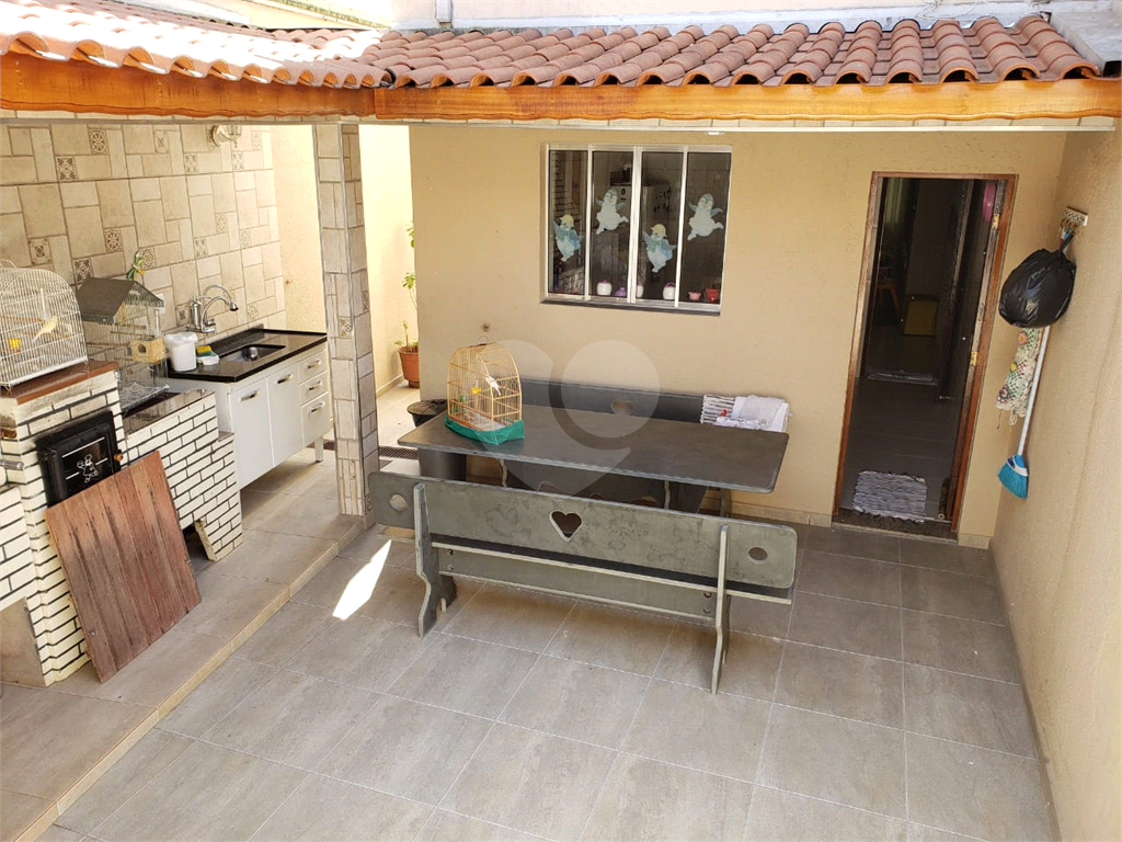 SOBRADO em VILA PAULICÉIA