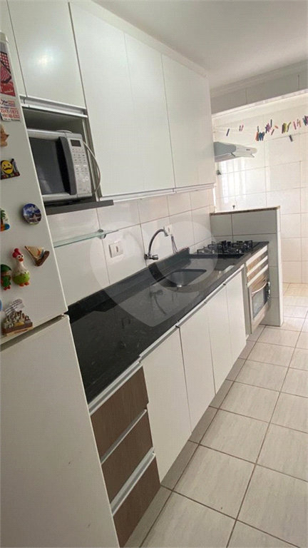 Apartamento à venda com 2 quartos, 50m² - Foto 3