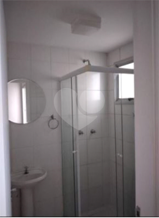 APARTAMENTO em VILA MIRIAM