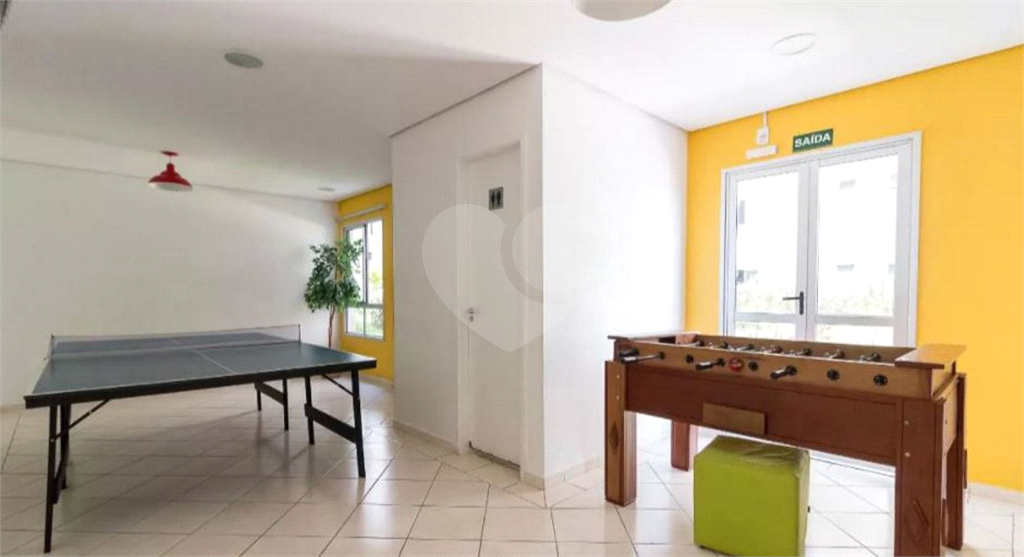 APARTAMENTO em VILA MIRIAM