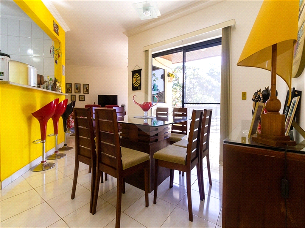 Lindo Apartamento 180m² com *Escritura Definitiva* para Venda, no Condomínio Tropical Tabatinga, Car