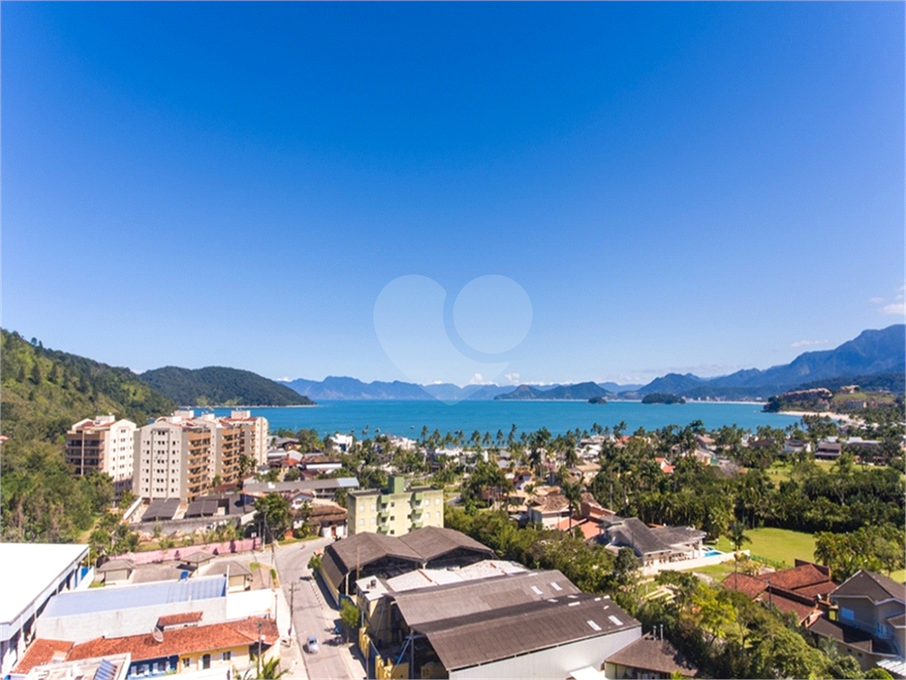 Lindo Apartamento 180m² com *Escritura Definitiva* para Venda, no Condomínio Tropical Tabatinga, Car