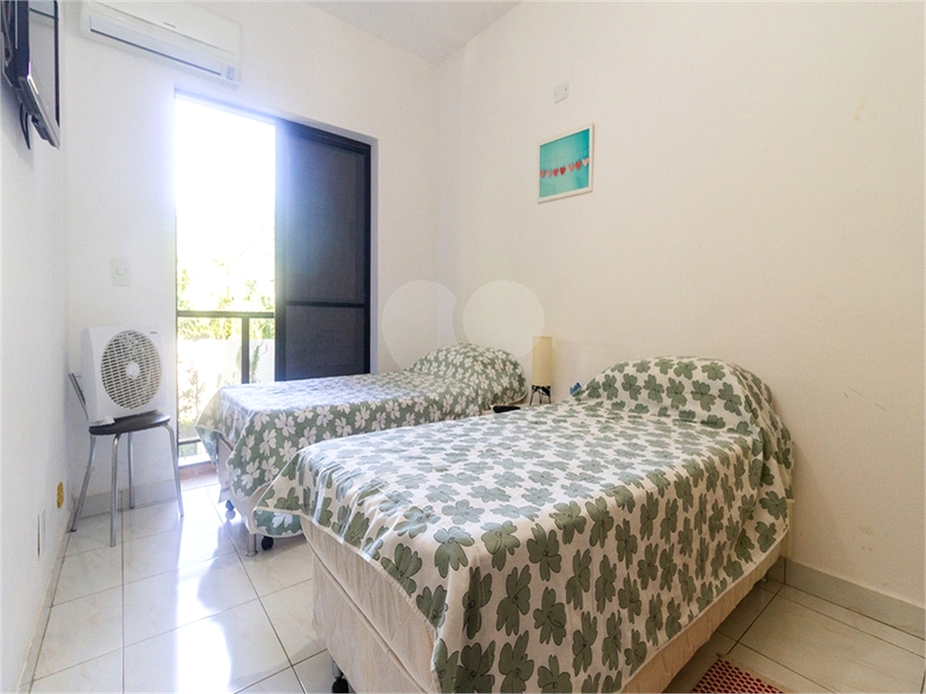 Lindo Apartamento 180m² com *Escritura Definitiva* para Venda, no Condomínio Tropical Tabatinga, Car