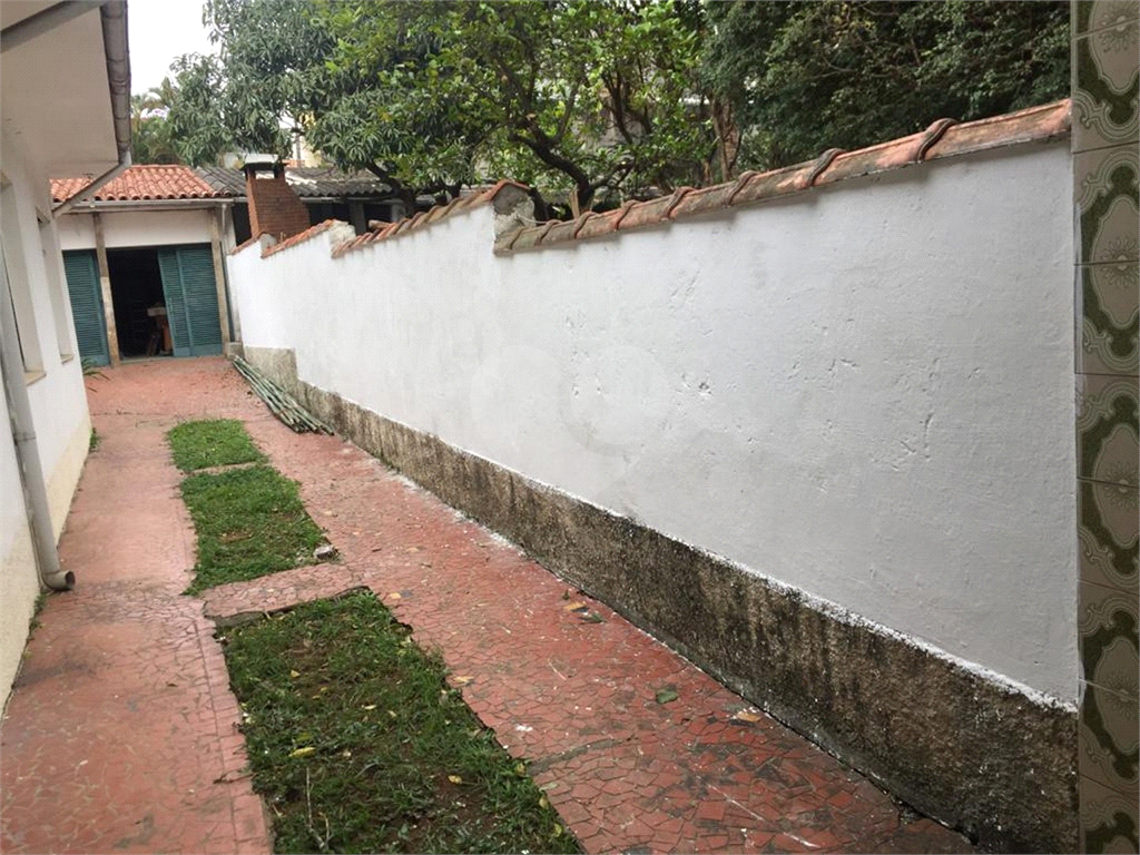 TERRENO em CUPECÊ