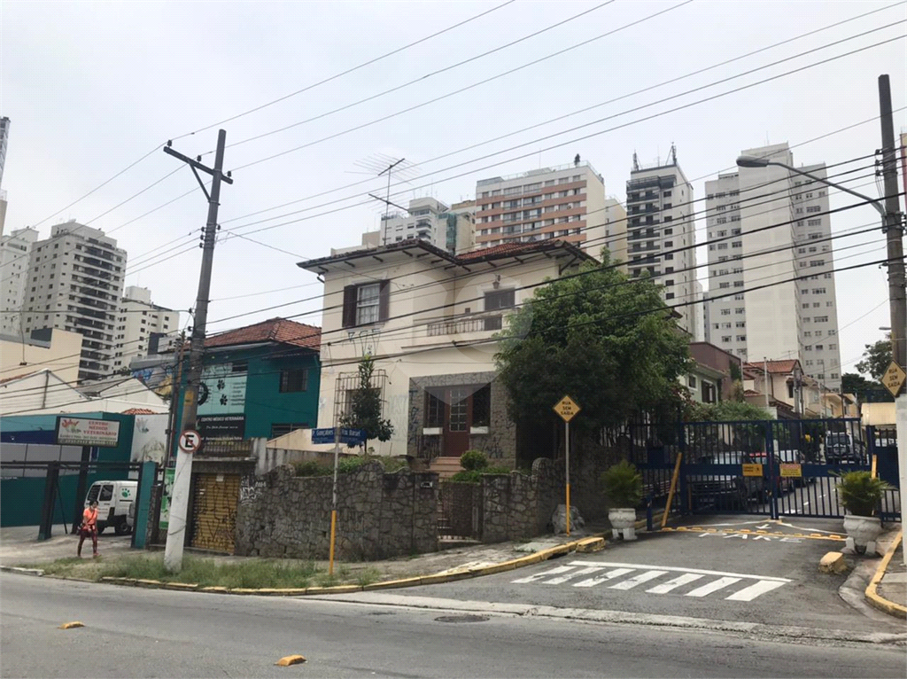 Sobrado em Santana