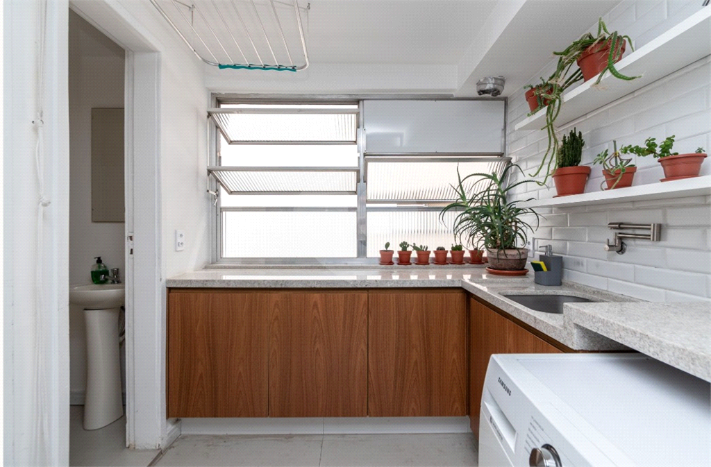 APTO 3 DORM - 1 VAGA
