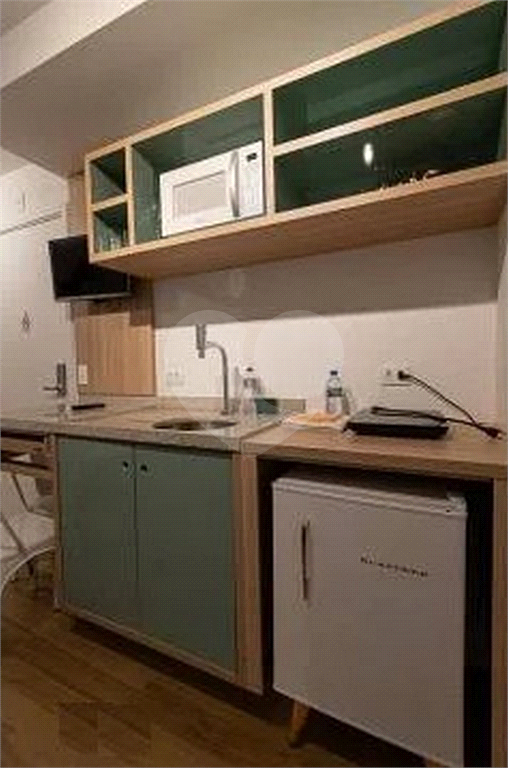 APARTAMENTO em CENTRO