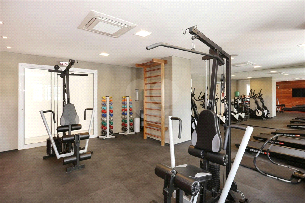 APARTAMENTO em CENTRO