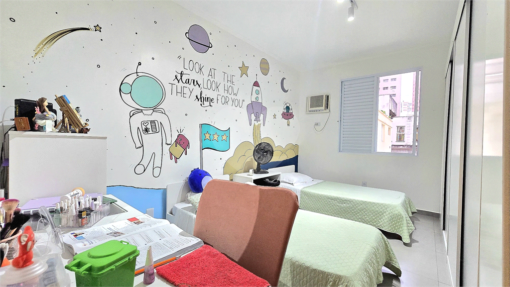 Apartamento para venda com 4 dormitórios 3 banheiros no Boqueirão, Santos - SP