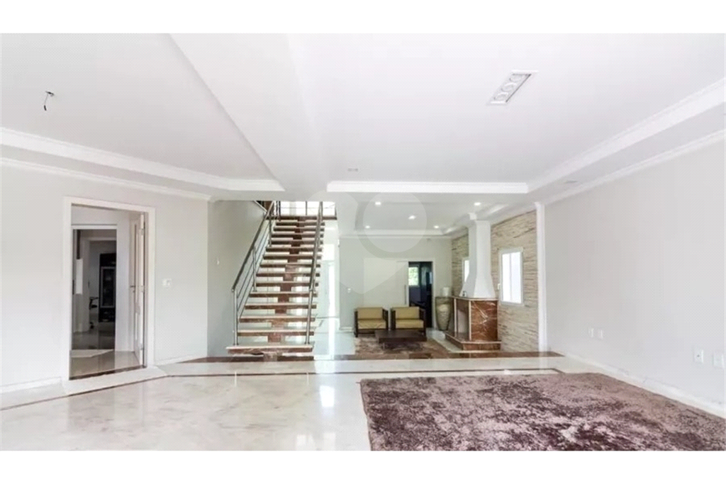 Casa à venda Condomínio Parque do Príncipes - 506m², 4 suites