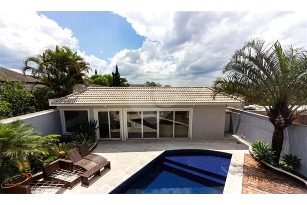 Casa à venda Condomínio Parque do Príncipes - 506m², 4 suites