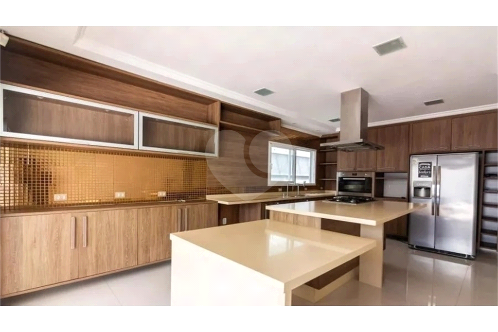 Casa à venda Condomínio Parque do Príncipes - 506m², 4 suites