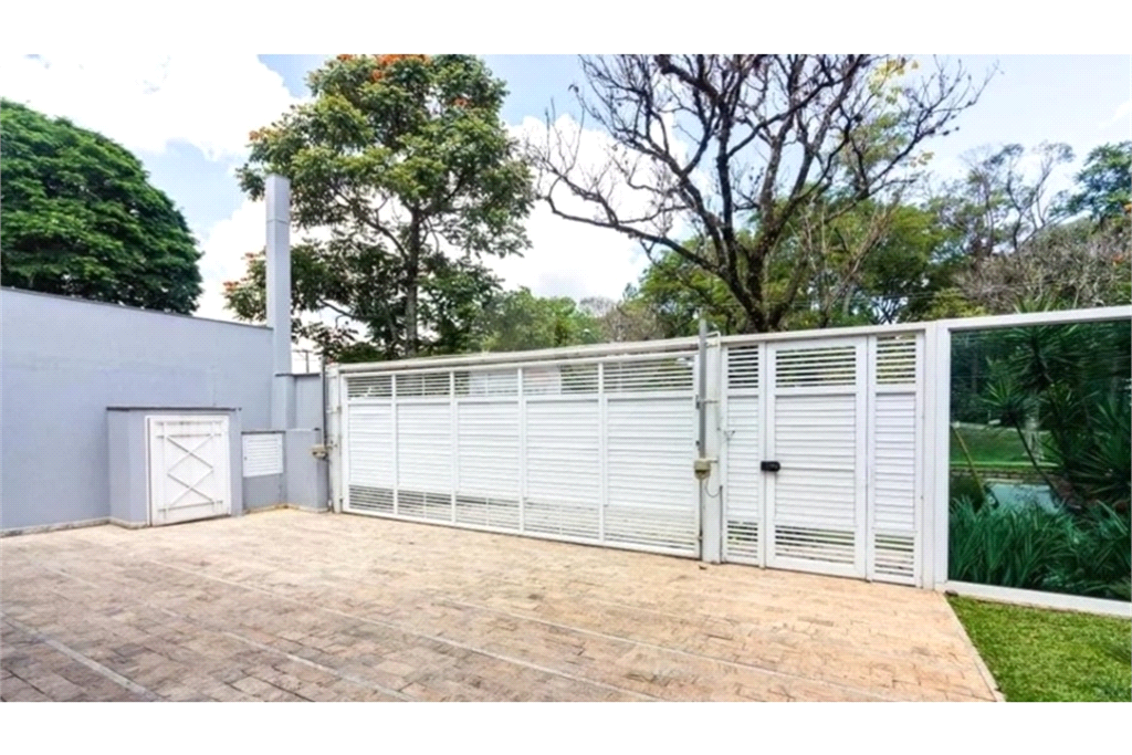 Casa à venda Condomínio Parque do Príncipes - 506m², 4 suites