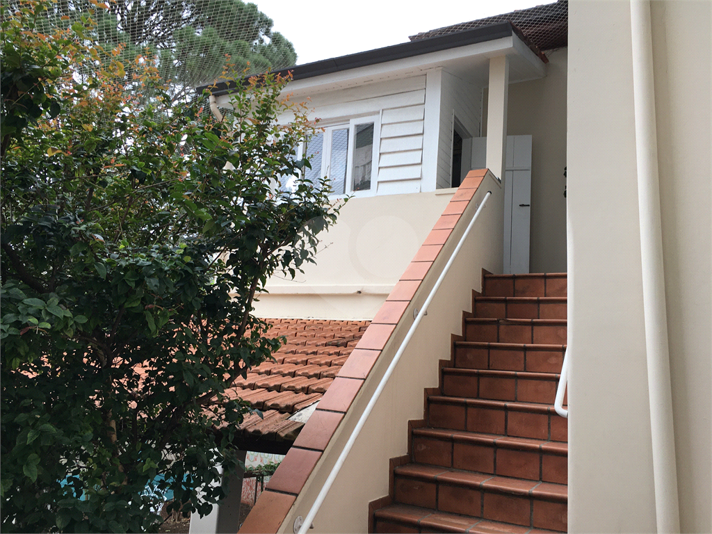 Casa de 280m2 com tombamento histórico e arquitetônico no Morro dos Ingleses. 