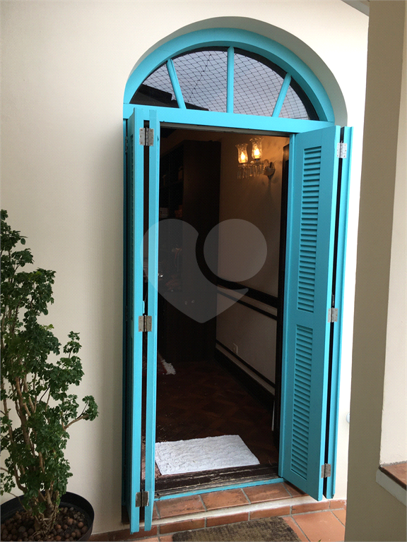 Casa de 280m2 com tombamento histórico e arquitetônico no Morro dos Ingleses. 