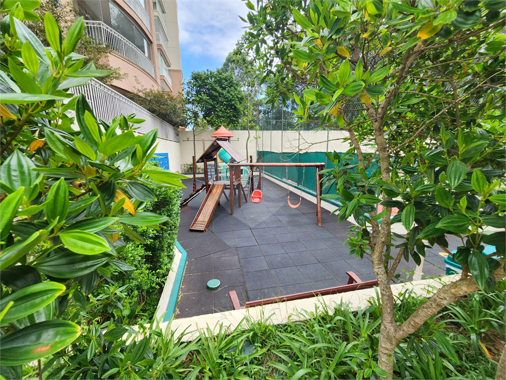 APARTAMENTO em BUTANTÃ