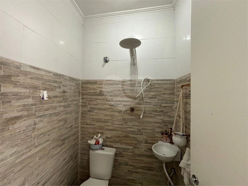 Sobrado Aconchegante com Quintal Espaçoso e Ótima Localização!- Santana