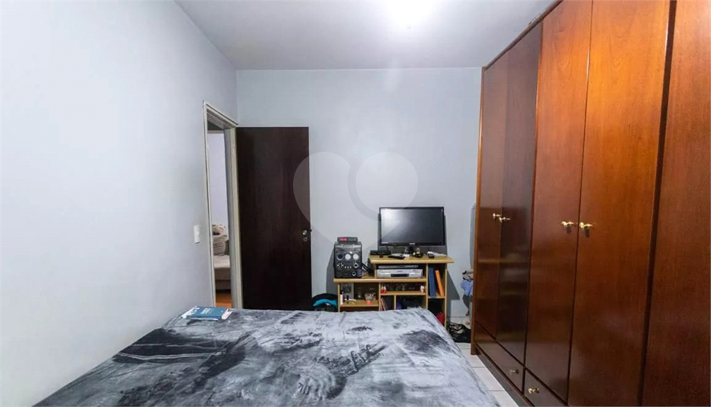 APARTAMENTO em VILA LEOPOLDINA