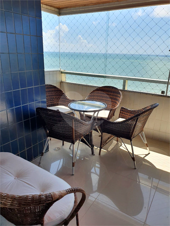 Belíssimo apartamento na Praia de Candeias - Jaboatão dos Guararapes (PE), de frente para o Mar!!!
