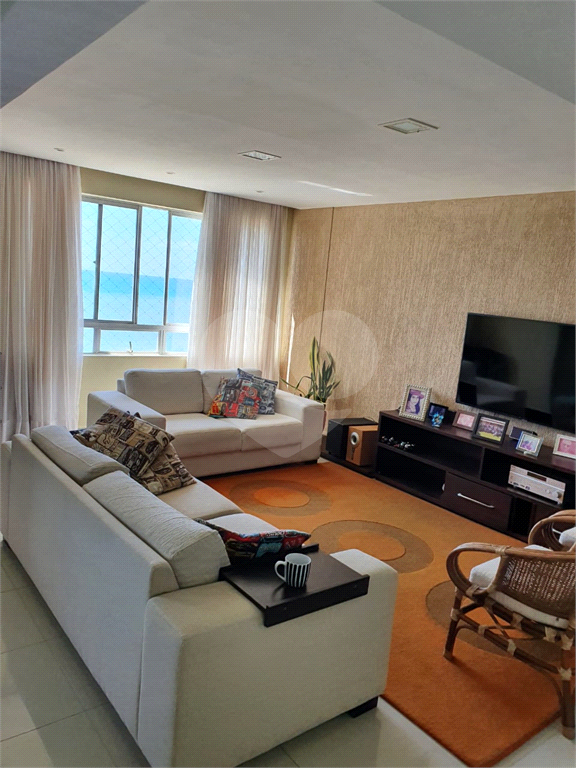 Belíssimo apartamento na Praia de Candeias - Jaboatão dos Guararapes (PE), de frente para o Mar!!!