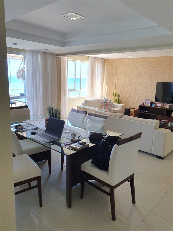 Belíssimo apartamento na Praia de Candeias - Jaboatão dos Guararapes (PE), de frente para o Mar!!!