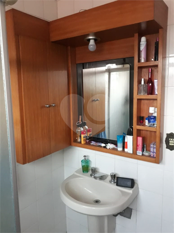 casa com 5 dormitórios e  churrasqueira