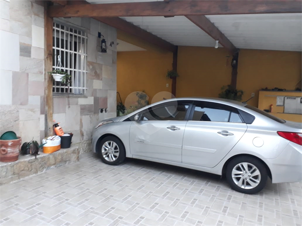 casa com 5 dormitórios e  churrasqueira