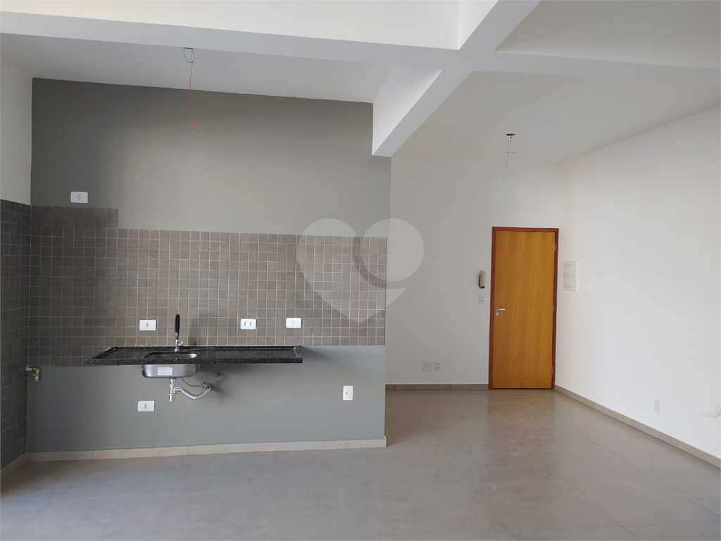 Apartamento totalmente reformado, nunca habitado, tipo loft para venda no Bom Retiro