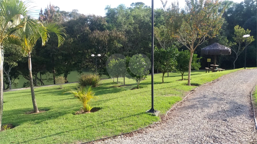 Terreno no Condomínio Terras de Santa Adélia 